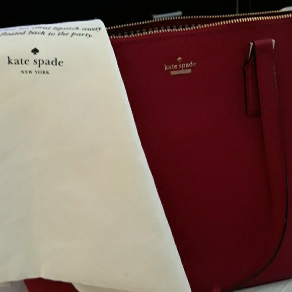Kate Spades purse - Picture 3 of 3